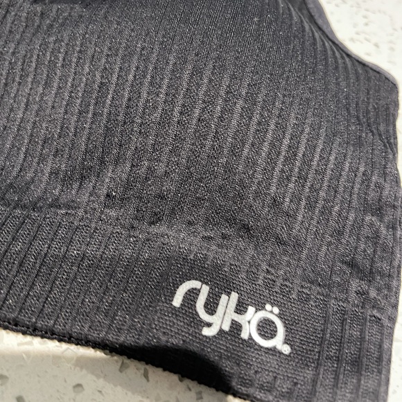 Sports Bra - Picture 2 of 4